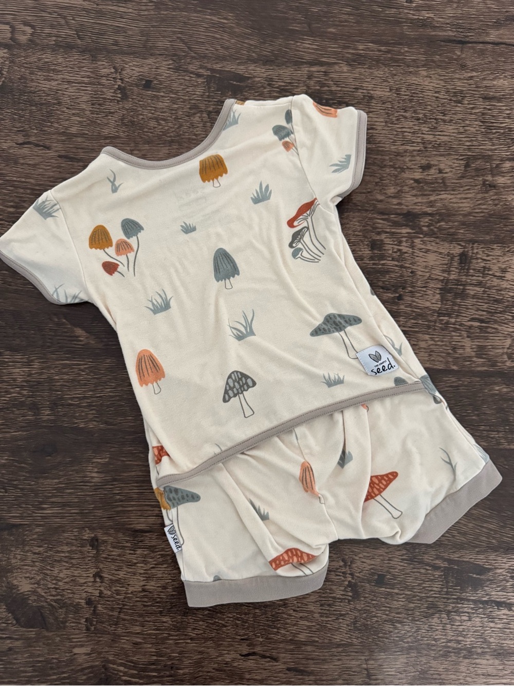 The Simple Seed Baby Mushroom Romper 12-18M Bamboo Viscose Neutral Woodland - Picture 3 of 3